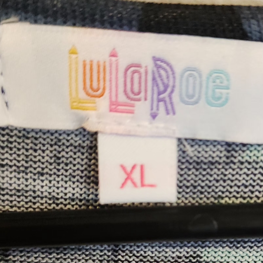 LuLaRoe Sarah Duster NWT Cardigan XL Black Aztec Geometric Longline Pockets - Picture 6 of 6